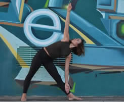Trikonasana Postura